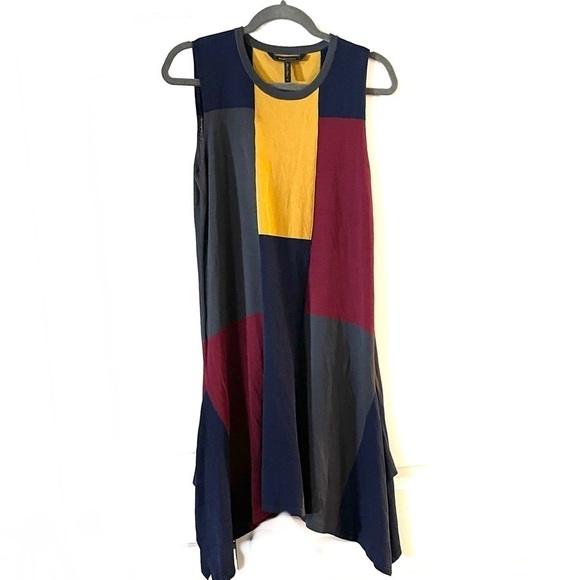 Color block knit sleeveless a line dress - Picture 3 of 7